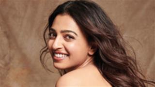 How Radhika Apte turned the heat on the beach!