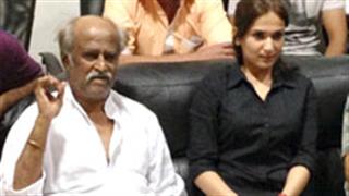 Rajinikanth watches edited copy of 'Kochadaiyaan'