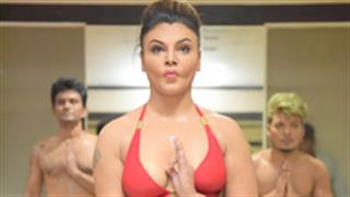 Rakhi Sawant practices Yoga on International Yoga Day!
