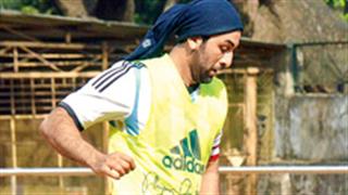Ranbir promotes his football team at CNWK