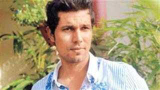 Films on sports very necessary: Randeep Hooda