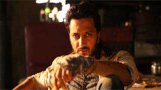 Ritesh gets beaten up by kids