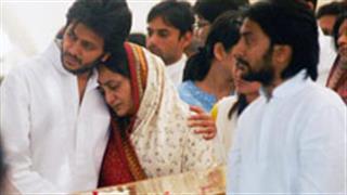 Bollywood mourns Vilasrao Deshmukh