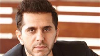Ritesh Sidhwani shares a glimpse from narration time with team Fukrey 3