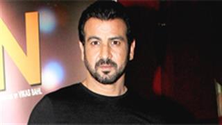 Meet the reel and real avatar of the strict jailer Ronit Roy from 'Lucknow Central'
