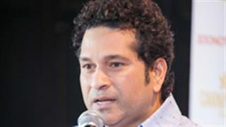 Sachin ensured proper care of his guru at the premiere of Sachin: A billion dreams