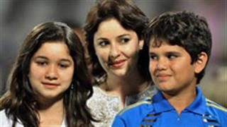 Sachin meets Sonia Gandhi, nominated for Rajya Sabha with Rekha