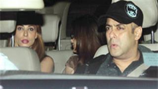 When Salman, Iulia excused themselves and left together