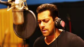 Salman Khan records 'Main Hoon Hero Tera' song