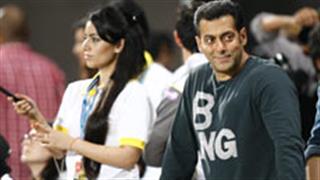 Size Does Matter: Salman refused to do Anand L Rai's next?