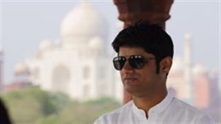 Sandeep Ssingh becomes the first Bollywood producer to sign a MOU with Gujarat Government!