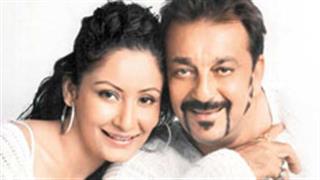 Maanayata may not get to meet Sanjay Dutt on wedding anniversary