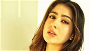 Sara Ali Khan brings back retro and owns the polka-dotted look like a boss!