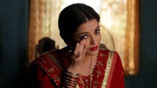 Check Out: Aishwarya's ravishing looks from 'Sarbjit'