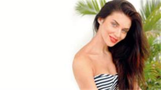 XXX: Scarlett following Sunny?