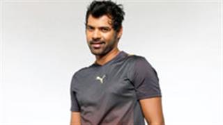 Shabbir Ahluwalia gets into Triff