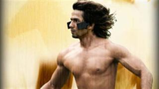 Dhan Te Nan - It's Shahid versus Saif in the charts