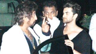 Is Shakti Kapoor warning signs Neil?