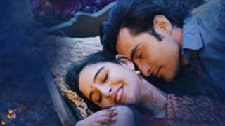 The first title track from Shikara titled 'Mar Jaayein Hum' is out now!