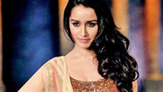Shraddha 'lucky' to be in 'Rock On!!' sequel