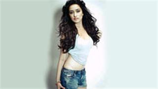What is Shraddha's lucky charm?