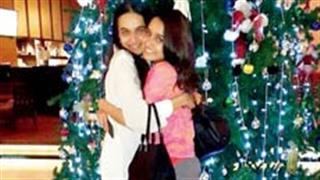 Surprise! Shraddha's mother comes to meet her in Bangkok