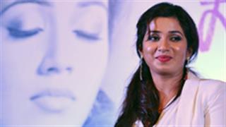 श्रेया ने पहली गजल एलबम लांच की