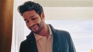 Siddhant Chaturvedi stuns with his Hip-hop moves, female fans go crazy