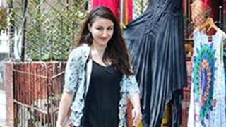 Pregnant Soha flaunts her baby bump with style