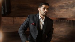 All smiles for Sohum Shah and Hansal Mehta!