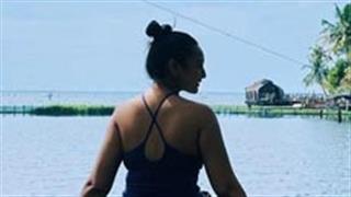 Sonakshi Sinha says goodbye to 2020 with these stunning pictures!