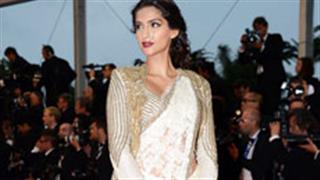 B-Town hotties flaunt their 'desi' side on Cannes red carpet