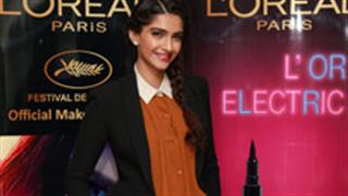 Sonam happy with her work in 'Bewakoofiyaan'