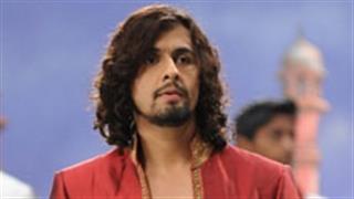 Sonu Nigam compliments Sana Sheikh