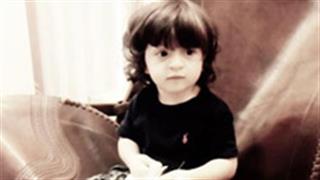 Watch SRK Makes AbRam Dance To Ooh La La!