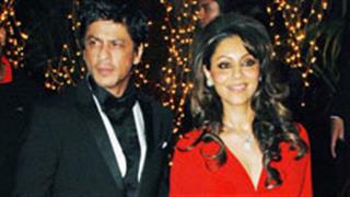 Shah Rukh and Gauri celebrate their 21st wedding anniversary