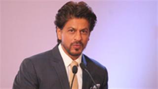 Shah Rukh Khan launches 'Meer foundation' on the occasion of Father's Day!