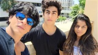SRK opens up about rumours of AbRam being love-child of Aryan