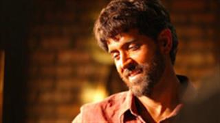 Fans tout Hrithik Roshan as the sexiest teacher this Teacher's Day!