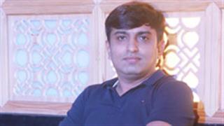 Song 'Yeh Dil Thujhe Yaad Kare' backed by Suresh Bhanushali out now!