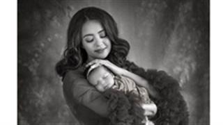 Surveen Chawla shares the first picture of her baby girl!