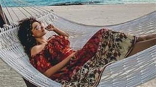 Taapsee Pannu is having a blasting vacation with her girlfriends and is giving her fans major holiday goals!