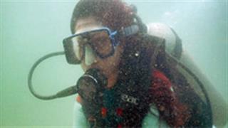 Tanishaa Mukerji indulges in underwater thrills in Goa
