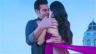 'Tera Intezaar' title track out feat. Sunny Leone!