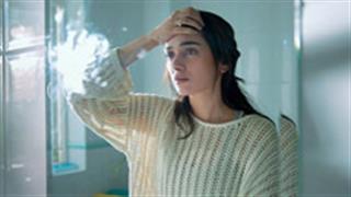 Aditi Rao Hydari shares her look from the film, 'The Girl On The Train'!