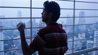 OMG! Rajkummar Rao climbed back and forth the 29th floor for Trapped