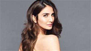 The Seductive Temptress Vaani Kapoor is all set to sizzle in 'Shamshera'!