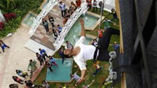 First Look: Varun Dhawan performs a daring aerial stunt