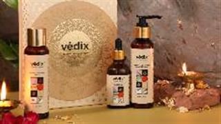 ‘Nayab’ Vedix celebrates festivals of India with mithai, crackers and Soundarya