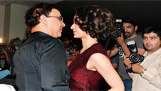 What are Vidhu Vinod Chopra and Kangana Ranaut discussing?